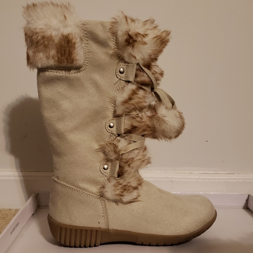 Girls Boot Size 3